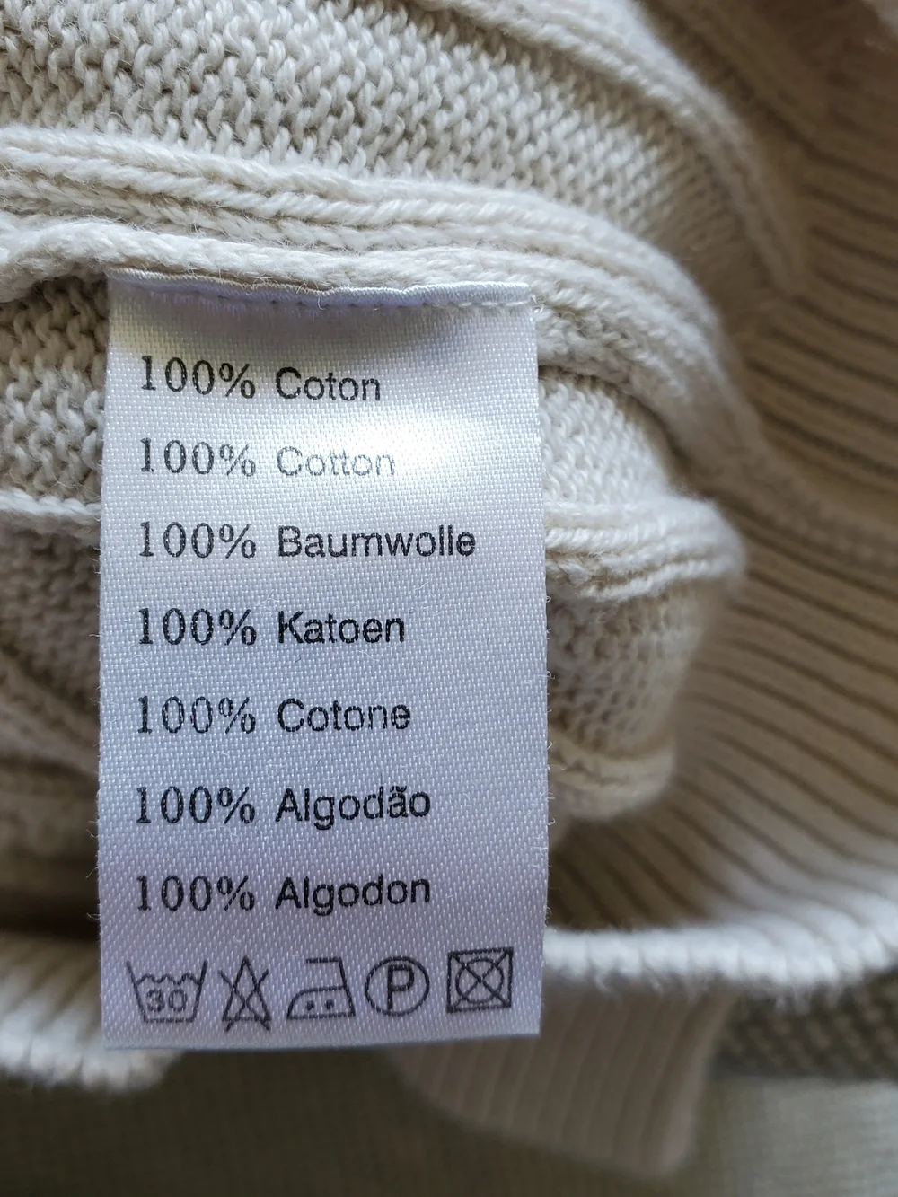 Lacoste Cream Cable Knit Crewneck Sweater with Green Logo. Size XL - Picture 8 of 8